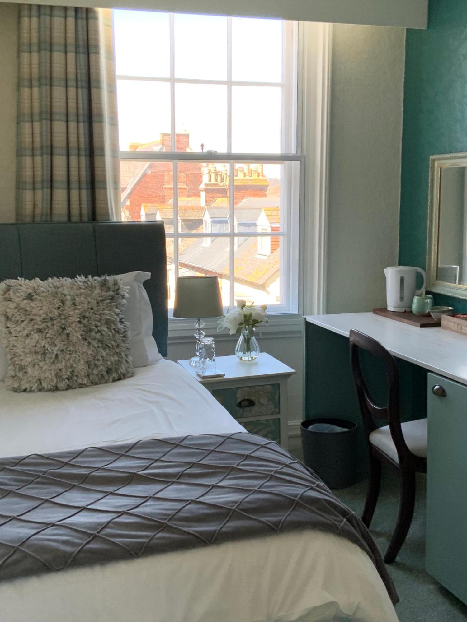 The Wadham Hotel Weymouth Exterior photo
